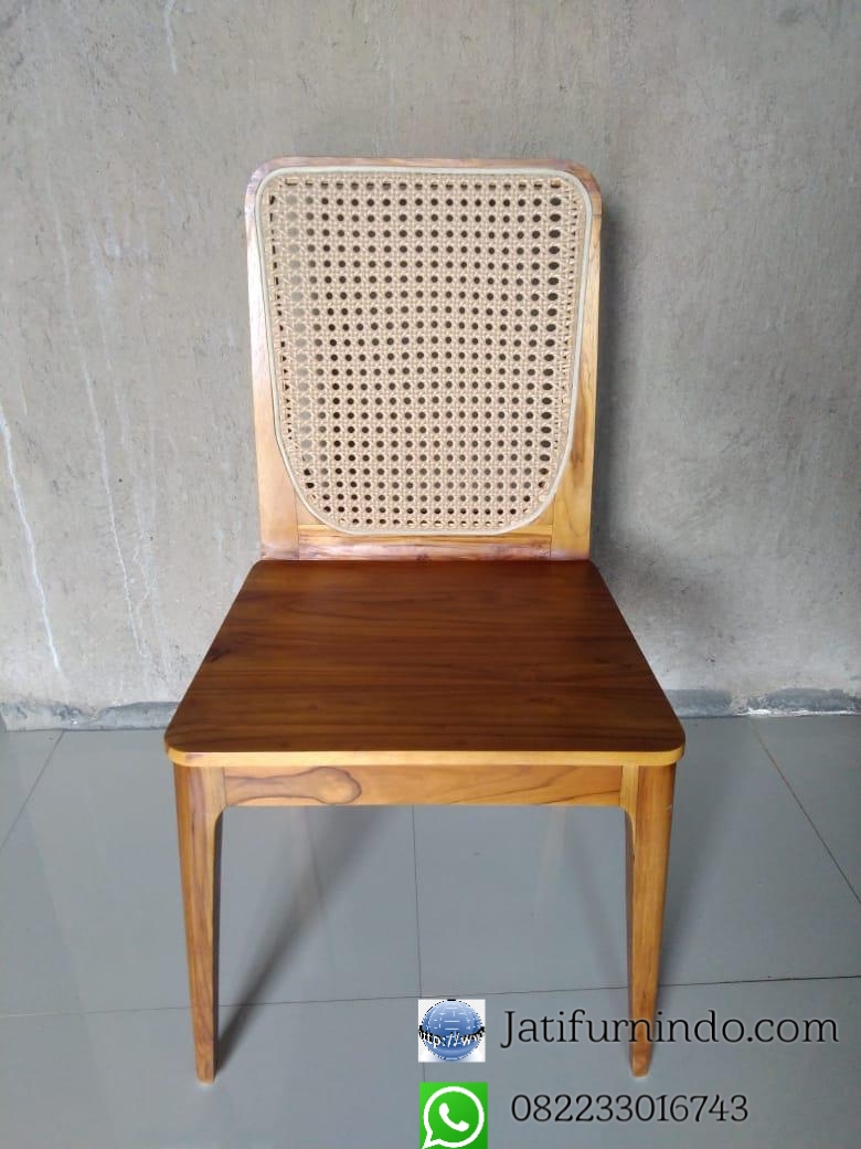 Kursi Cafe Makan Minimalis Rotan