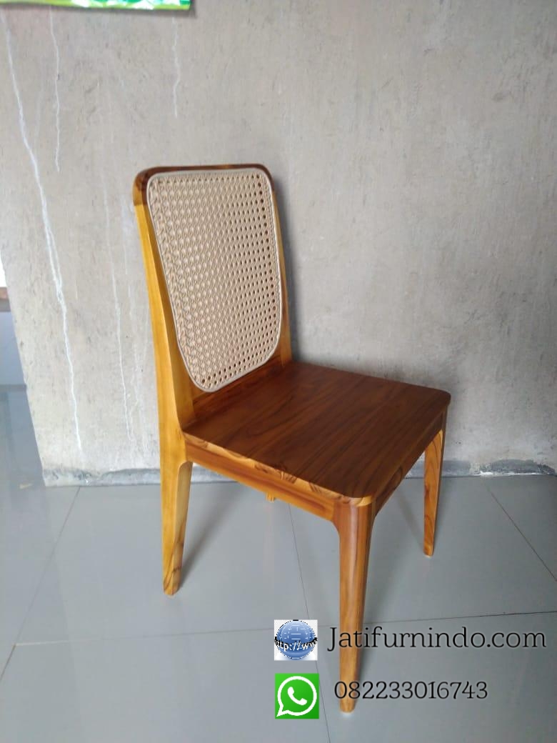 Kursi Cafe Makan Minimalis Rotan
