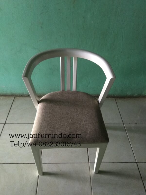 Kursi cafe minimalis, kursi cafe murah, kursi cafe klasik, kursi cafe jati minimalis, kursi ayaman, kursi rotan, kursi cafe jati rotan, kursi besi, kursi bar, kursi bar industrial, kursi bar stainlis, kursi bar rotan, kursi bar minimalis, meja kursi cafe minimalis, meja kursi cafe outdor, kursi cafe jepara, kursi cafe vintage, kursi cafe unik, kursi cafe kayu sungkai